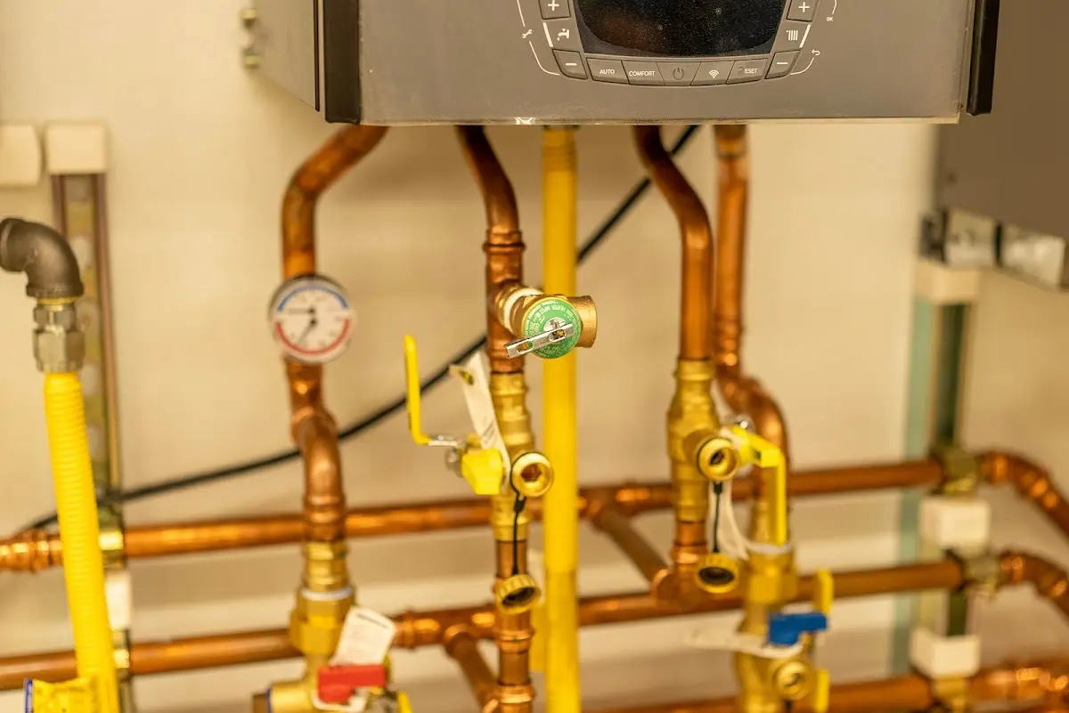 Licensed technician providing Pipe Repair for a homeowner in Millstadt